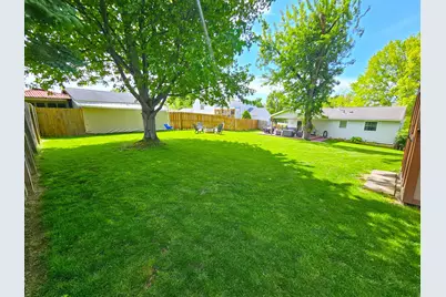 1021 Balsam Drive, South Strabane, PA 15301 - Photo 28