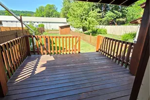 115 Hoeveler St, Springdale Boro, PA 15144 - Photo 14