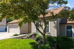 2616 Briar Ct, Pittsburgh, PA 15090 - Photo 2