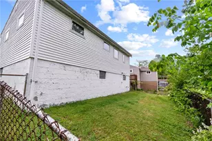 402 Oakhurst Ave, North Versailles, PA 15137 - Photo 16