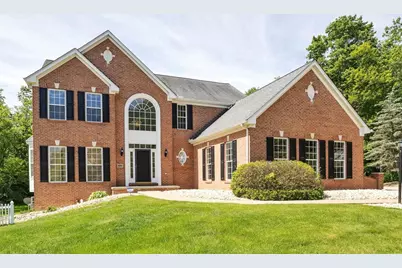425 Mallard Dr, Cranberry Township, PA 16066 - Photo 2