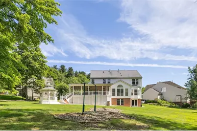425 Mallard Dr, Cranberry Township, PA 16066 - Photo 4