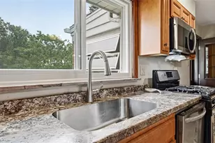 2207 Ridgevue Ave, Aliquippa, PA 15001 - Photo 12