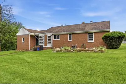 2207 Ridgevue Ave, Aliquippa, PA 15001 - Photo 38