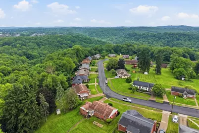 2207 Ridgevue Ave, Aliquippa, PA 15001 - Photo 34