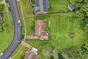 2207 Ridgevue Ave, Aliquippa, PA 15001 - Photo 28