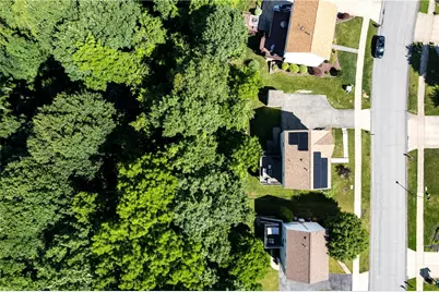 422 Skylark Dr, Moon/Crescent Twp, PA 15108 - Photo 34