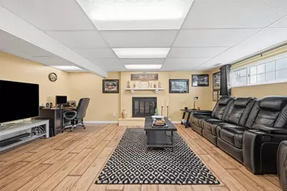 1407 Great Oak Drive, Scott Township, PA 15220 - Photo 24