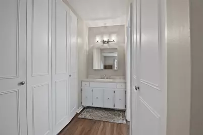 5825 5th Ave #102, Pittsburgh, PA 15232 - Photo 8