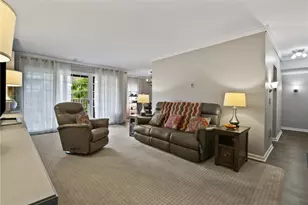 5825 Fifth Ave, Pittsburgh, PA 15232 - Photo 4