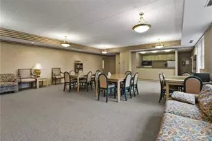 5825 Fifth Ave, Pittsburgh, PA 15232 - Photo 14