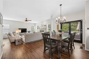 313 Sutherland Dr, Peters Township, PA 15367 - Photo 10
