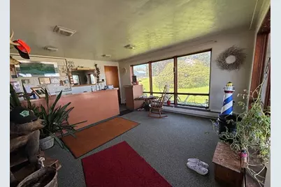 1331 W Pitt St, Jennerstown Boro, PA 15547 - Photo 10