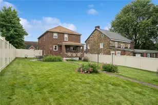 115 Locust St, Jeannette, PA 15644 - Photo 30