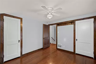 2030 Wesley St, McKeesport, PA 15132 - Photo 14
