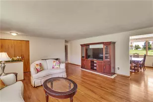 115 Montgomery Dr, Pine Township, PA 15090 - Photo 6
