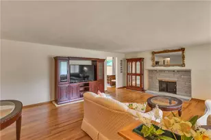 115 Montgomery Dr, Pine Township, PA 15090 - Photo 8