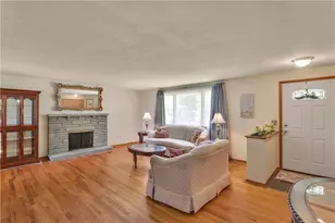 115 Montgomery Dr, Pine Township, PA 15090 - Photo 4