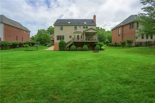 358 Steeplechase Dr, Cranberry Township, PA 16066 - Photo 4