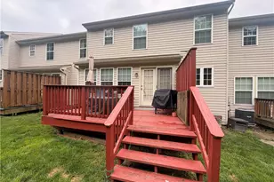 122 Broadstone Dr, Adams Township, PA 16046 - Photo 8