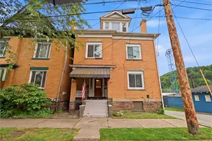 305 3rd St, Freeport, PA 16229 - Photo 1