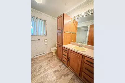 102 Lyn Dale Dr, Center Township, PA 16001 - Photo 24