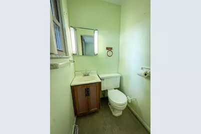 102 Lyn Dale Dr, Center Township, PA 16001 - Photo 18