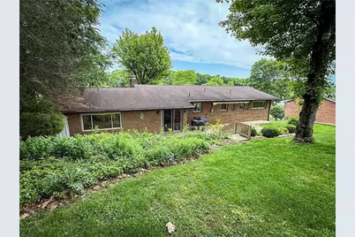 102 Lyn Dale Dr, Center Township, PA 16001 - Photo 34