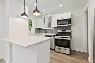 2217 Hawthorne Ave, Pittsburgh, PA 15218 - Photo 10