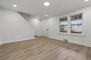2217 Hawthorne Ave, Pittsburgh, PA 15218 - Photo 4