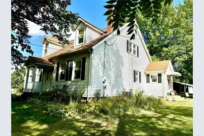 149 S Franklin Street, Prospect Boro, PA 16052 - Photo 2