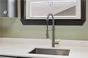 274 Camilla St, Baden, PA 15005 - Photo 18