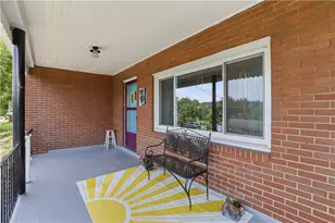 274 Camilla St, Baden, PA 15005 - Photo 2
