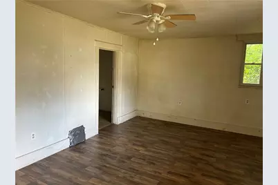 304 Trevor St, Connellsville, PA 15425 - Photo 6