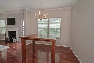 352 Maple Ridge Dr, Canonsburg, PA 15317 - Photo 14