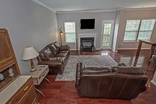 352 Maple Ridge Dr, Canonsburg, PA 15317 - Photo 8