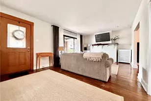 941 Kennebec St, Pittsburgh, PA 15217 - Photo 2