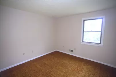 256 Kinvara Drive, Ross Twp, PA 15237 - Photo 16