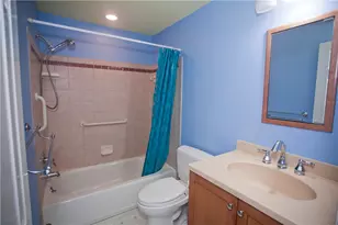 256 Kinvara Dr, Ross Twp, PA 15237 - Photo 12