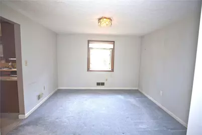 256 Kinvara Drive, Ross Twp, PA 15237 - Photo 4