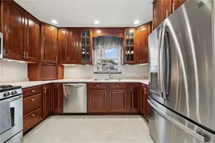144 Dinwiddie Dr, Pittsburgh, PA 15239 - Photo 2