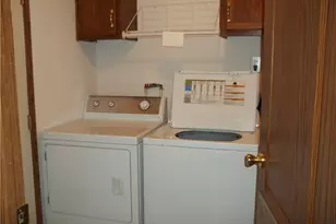 130 Marylynn Ln, Adams Township, PA 16059 - Photo 24