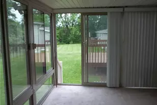 130 Marylynn Ln, Adams Township, PA 16059 - Photo 14