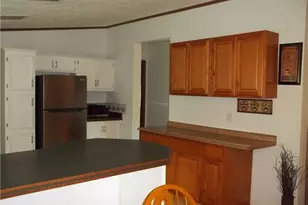 130 Marylynn Ln, Adams Township, PA 16059 - Photo 10