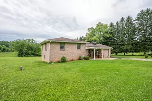319 White Fence Ln, Unity Township, PA 15650 - Photo 2