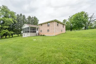 319 White Fence Ln, Unity Township, PA 15650 - Photo 20