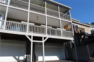 2663 Hunters Point Dr, Pittsburgh, PA 15090 - Photo 2