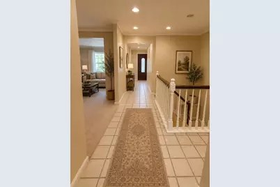 2663 Hunters Point Dr, Pittsburgh, PA 15090 - Photo 6