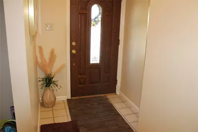 2663 Hunters Point Dr, Pittsburgh, PA 15090 - Photo 4