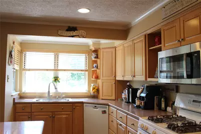 2663 Hunters Point Dr, Pittsburgh, PA 15090 - Photo 18